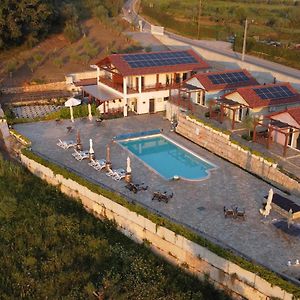 The Olive Hill Bungalows Batalha Exterior photo