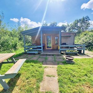 Beautiful Wooden Tiny House, Glamping Cabin With Hot Tub 2 Vila Tuxford Exterior photo