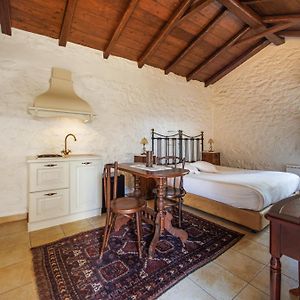 Lithos Stone Suites Areopoli Room photo