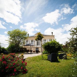 Chateau Papounan Acomodação com café da manhã Saint-Estèphe Exterior photo