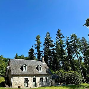 Gite Le Four A Pain 6 Personnes Sur Le Domaine Du Manoir Du Rigouneix Vila Saint-Angel  Exterior photo