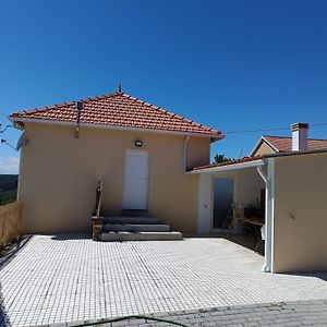 Moradia Largo Do Patio Vila Sertã Exterior photo