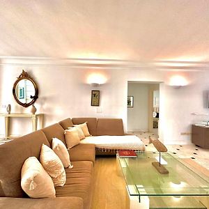 Carthage Spacious And Cosy With Amazing Terrace Apartamento Douar ech Chott Exterior photo