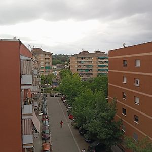 Una Habitacion Apartamento Granollers Exterior photo