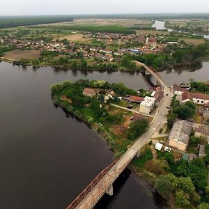 "Poetsko Cose" Nikole Tesle 86 Casa de hóspedes Morović Exterior photo