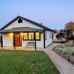 Penngrove Farmhouse Retreat Vila Exterior photo