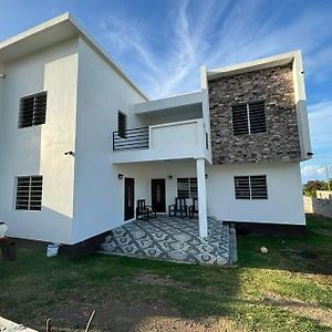 Seabreeze Manor Vila Basseterre Exterior photo