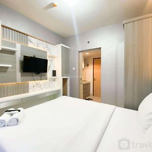 Cozy Stay And Tidy 1Br The Alton Apartment By Travelio Semarang Exterior photo