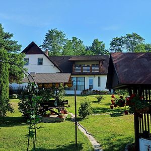 Casa de oaspeți Csomortáni vendégház Hotel Soimeni Exterior photo