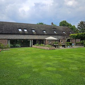 Luxe Brabantse Langgevelboerderij Vila Asten Exterior photo