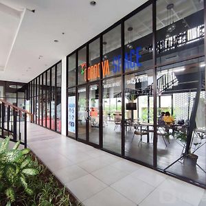 Cozy Stay Studio Cordova Edupartment Semarang Apartment By Travelio Exterior photo