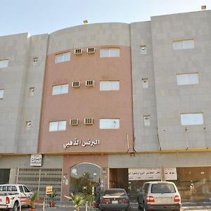 Albrns Aldhbi Llshkk Almkhdoma hi Alslam Aparthotel Buraidah Exterior photo