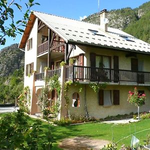 Appartement D'Une Chambre Avec Jardin Clos Et Wifi A Saint Crepin Exterior photo