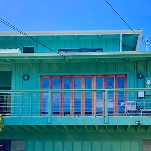 Manini Beachfront Getaway Vila Captain Cook Exterior photo