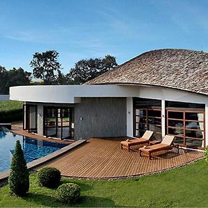 Azaya Villas Resort Mae Rim Exterior photo