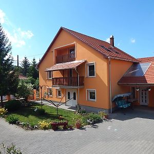 Gabriella Vendégház Hotel Szilvásvárad Exterior photo