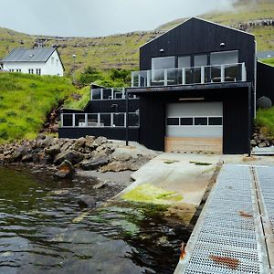 A Pearl In A Forgotten Fjord - Luxury Boathouse Vila Funningsfjordur Exterior photo