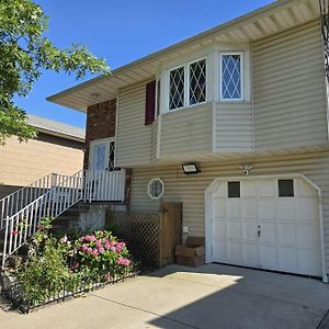 Spacious Family-Friendly House Lynbrook Exterior photo