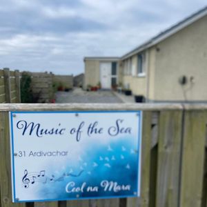 Music Of The Sea- Isle Of South Uist, Hs8 5Rf Apartamento Clachan  Exterior photo