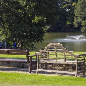 Lakes And Woodlands Hiking Overstone Holiday Park Sywell Exterior photo