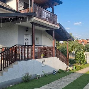 Stunning Home In Velika Mlaka With House A Panoramic View Exterior photo
