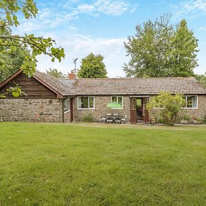 Steep Holm Vila Kington  Exterior photo