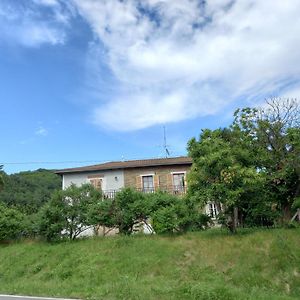 Casa Camugno - Dalle Colline Al Mare Vila Montechiaro D'acqui Exterior photo