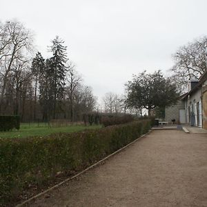 Maison De Charme Avec Piscine Couverte, Velos, Barque Et Coin Peche, Proche Chateauroux Et George Sand - Fr-1-591-168 Vila Ardentes Exterior photo