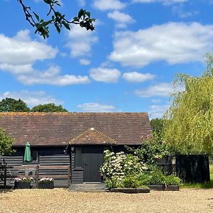 Maplehurst Barn Stables Vila Staplehurst Exterior photo