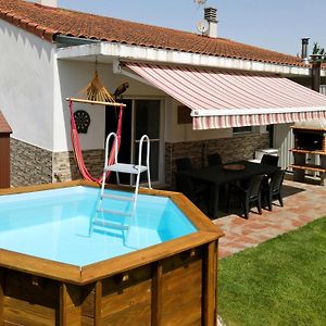 Casa Ozcoidi, Acogedor Alojamiento Con Jardin Y Piscina En El Centro De Navarra Casa de hóspedes Pitillas Exterior photo