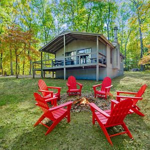 Spacious W Hot Tub, Fire Pit, Deck, Grill And Wifi Vila Hedgesville Exterior photo