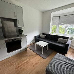 Lovely 3-Bed 20 Mins To Central London Apartamento Exterior photo