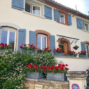 Quiet Double Ensuite Room, Own Entrance Varen Exterior photo