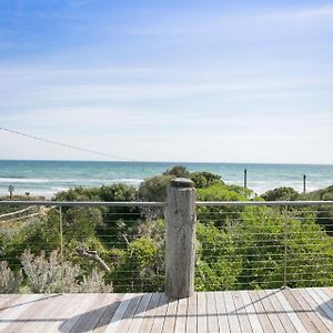 Anchor Beachfront Retreat Water Views, On The Beach Vila Frankston Exterior photo