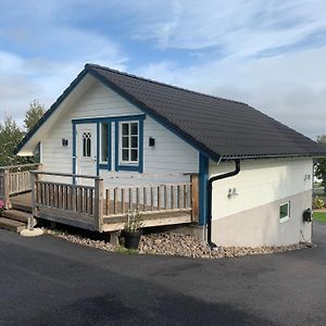 Ferienhaus In Tjoern Mit Grill Und Garten Vila Rönnäng Exterior photo