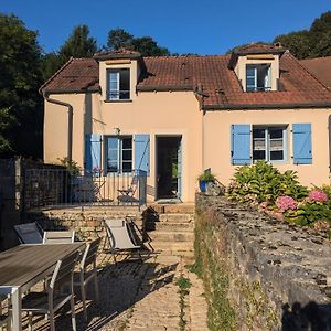 Maison Charmante A Langres Avec Wi-Fi Et Parking - Fr-1-611-43 Vila Exterior photo