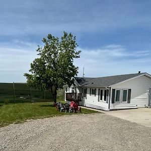 Foothills Ranch & Airbnb Vila Cardston Exterior photo