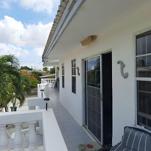 Rowy'S Appartement Willemstad Exterior photo