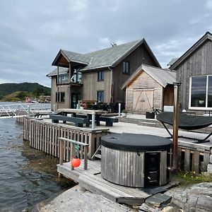 Amundoya Boathouse Vila Vadstensvik Exterior photo