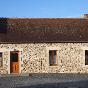 Charmant Gite En Brenne Avec Jardin, Piscine Partagee Et Proximite Sentiers De Randonnee - Fr-1-591-99 Vila Prissac Exterior photo