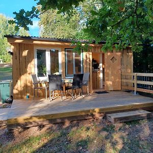 Stuga Im Wald Mit Seeblick, Nahe Vimmerby Vila Vena Exterior photo