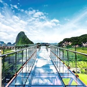 Beyond Skywalk Nangshi Hotel Takua Thung Exterior photo