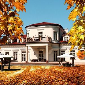 Pałac Żelechów Spa&Wellness Hotel Exterior photo