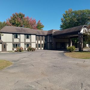 Paradise Shores Hotel Holcombe Exterior photo