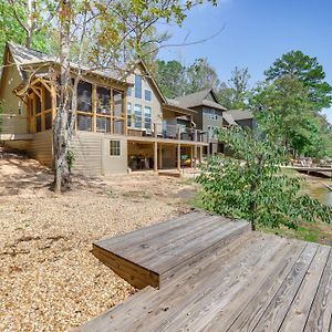 Modern Home Near Lake Martin Fishing Pond On-Site Eclectic Exterior photo