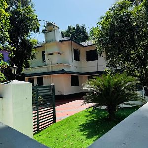 Dream House 4 Bedroom Near Iim Kunnamangalam Calecute Exterior photo