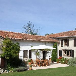 La Cotte Remote House For Family Getaway In Perigord Vila Nanteuil-Auriac-de-Bourzac Exterior photo