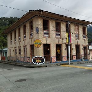 Hostal Casa Victoria Pijao Hotel Exterior photo