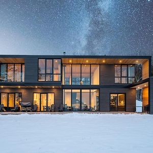 Le Ruisseau: Luxurious Villa In Charlevoix. La Malbaie Exterior photo