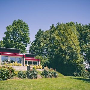 Nice Bungalow With Sauna And Bubble Bath, On A Holiday Park, 4 Km Valkenburg Vila Walem Exterior photo